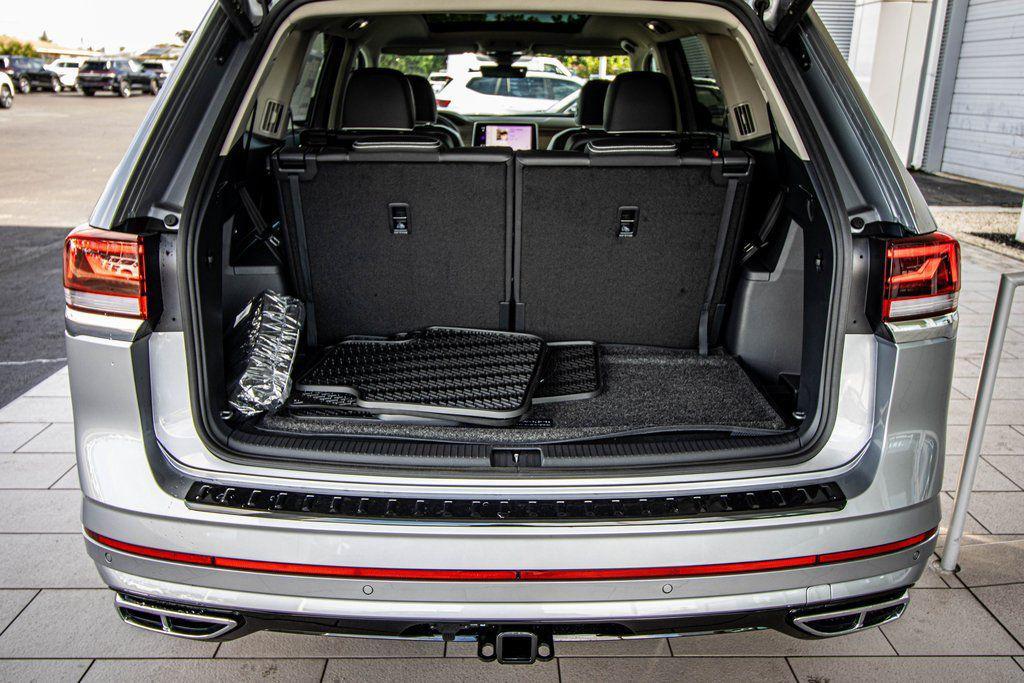new 2026 Volkswagen Atlas car, priced at $53,992