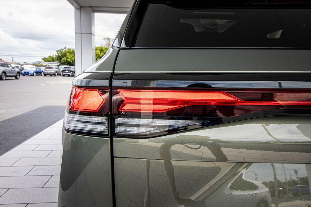 new 2026 Volkswagen Tiguan car, priced at $37,903