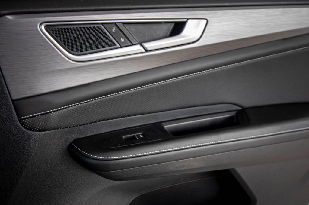 used 2024 Volkswagen Atlas Cross Sport car, priced at $31,400