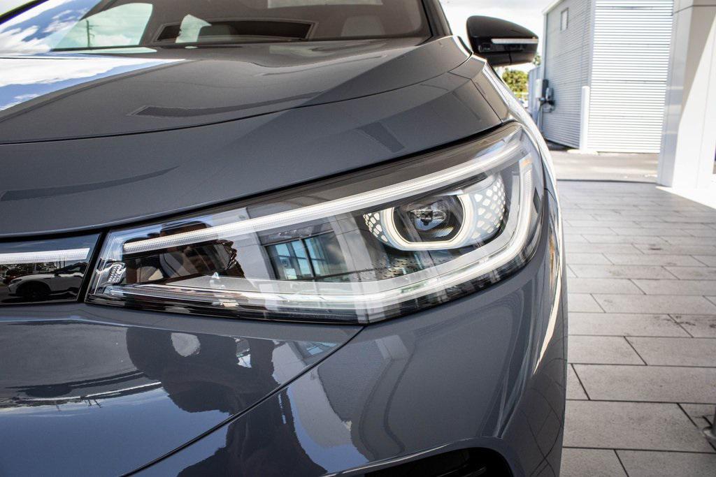 new 2025 Volkswagen ID.4 car, priced at $53,535