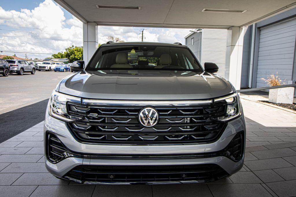new 2026 Volkswagen Atlas Cross Sport car, priced at $47,864