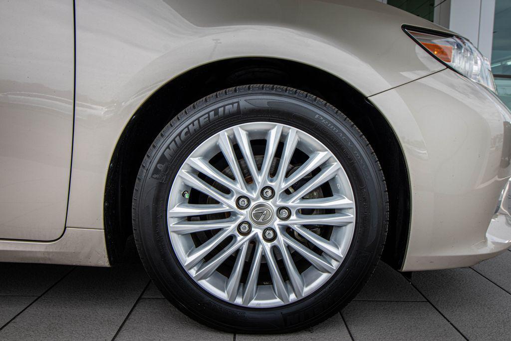 used 2014 Lexus ES 350 car, priced at $18,992