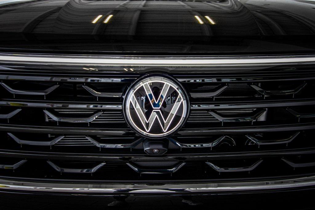 new 2026 Volkswagen Atlas car, priced at $52,992