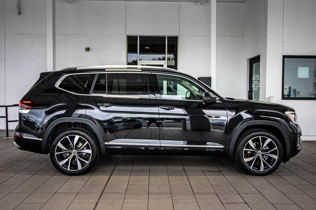 new 2026 Volkswagen Atlas car, priced at $52,992