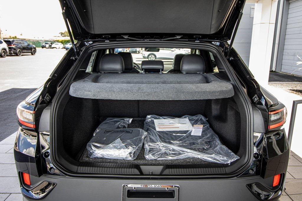 new 2025 Volkswagen ID.4 car, priced at $41,055
