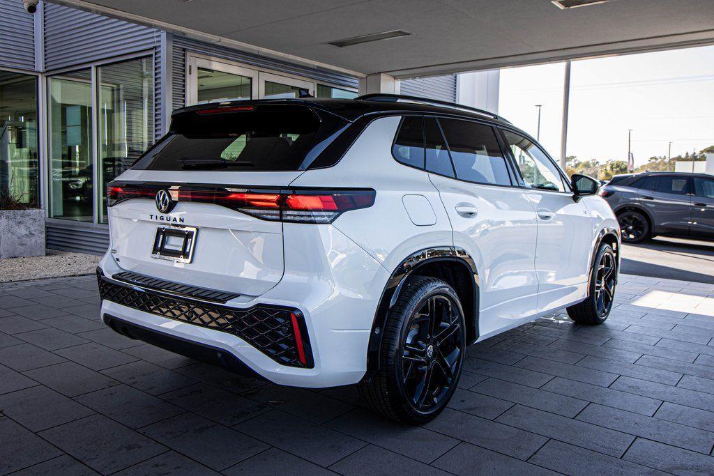 new 2026 Volkswagen Tiguan car, priced at $38,305