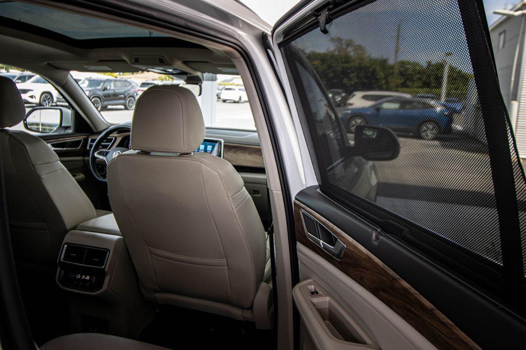 new 2026 Volkswagen Atlas car, priced at $44,747