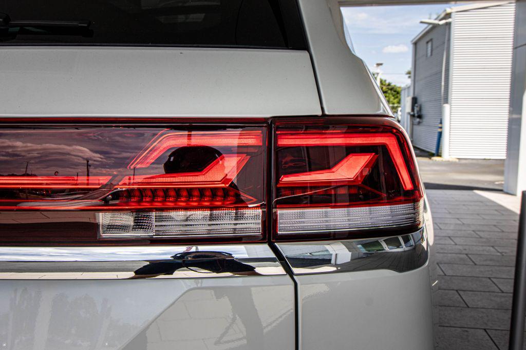 new 2026 Volkswagen Atlas car, priced at $44,747