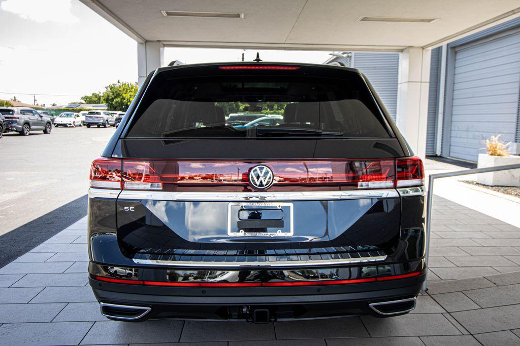 new 2026 Volkswagen Atlas car, priced at $44,501