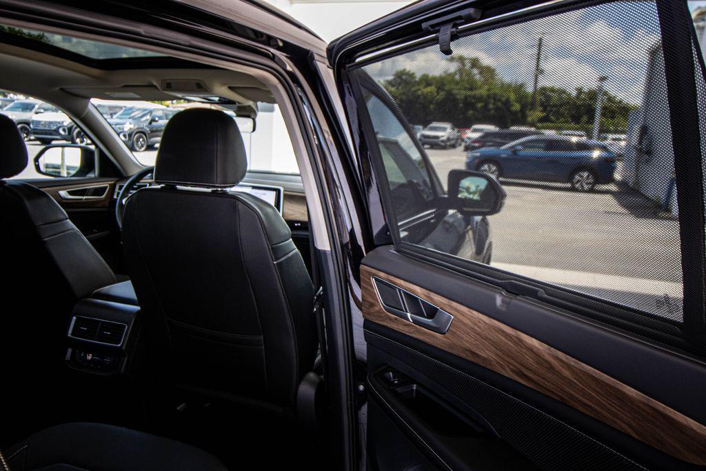 new 2026 Volkswagen Atlas car, priced at $44,501