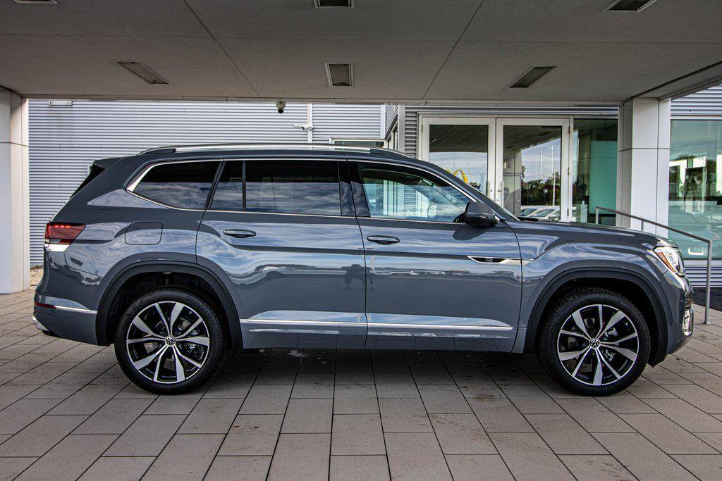 new 2026 Volkswagen Atlas car, priced at $54,429