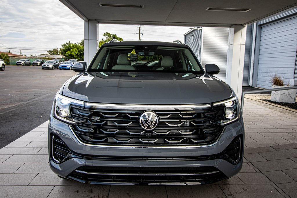 new 2026 Volkswagen Atlas car, priced at $53,429