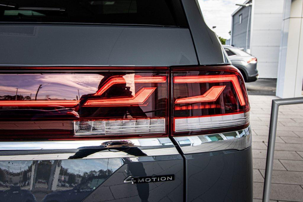 new 2026 Volkswagen Atlas car, priced at $53,429