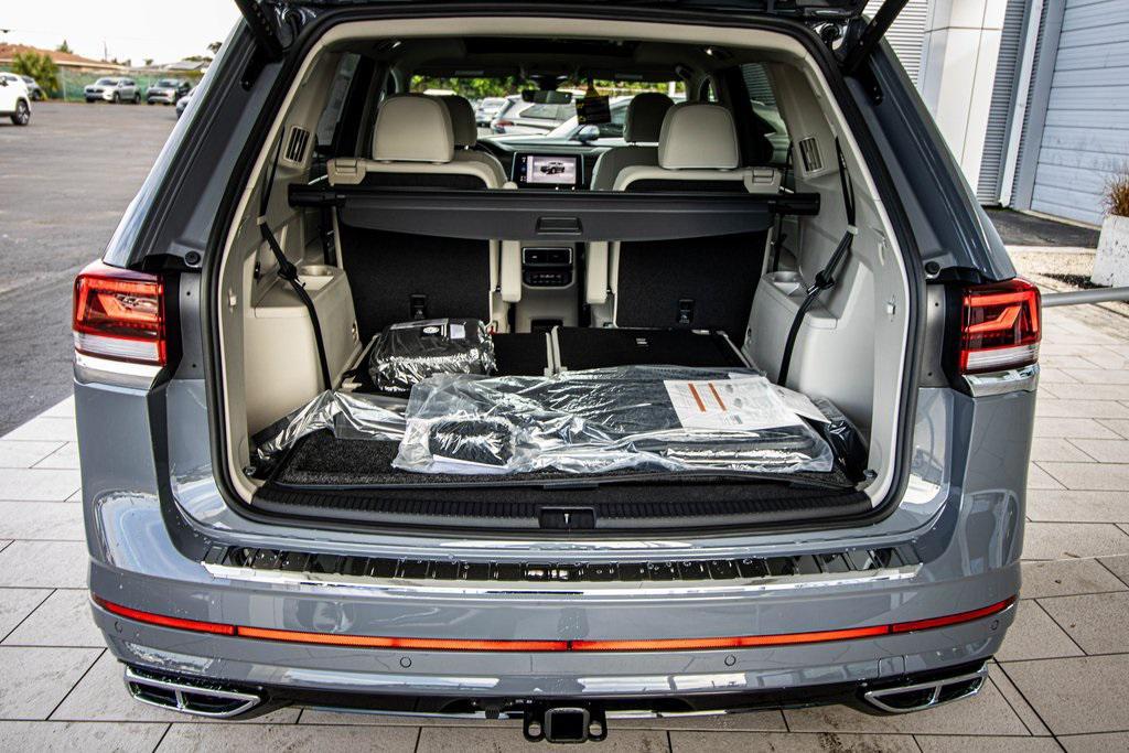 new 2026 Volkswagen Atlas car, priced at $53,429