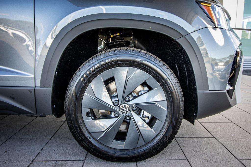 new 2026 Volkswagen Taos car, priced at $27,677
