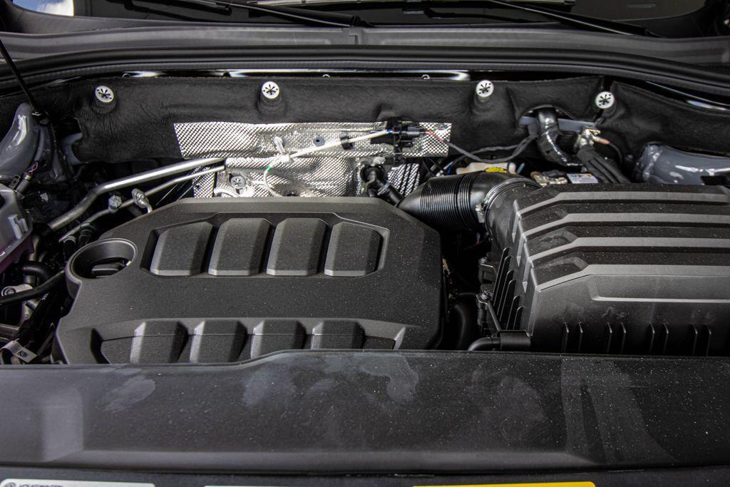new 2026 Volkswagen Atlas car, priced at $43,828