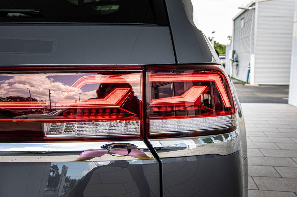 new 2026 Volkswagen Atlas car, priced at $43,828