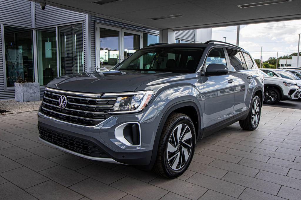 new 2026 Volkswagen Atlas car, priced at $43,828