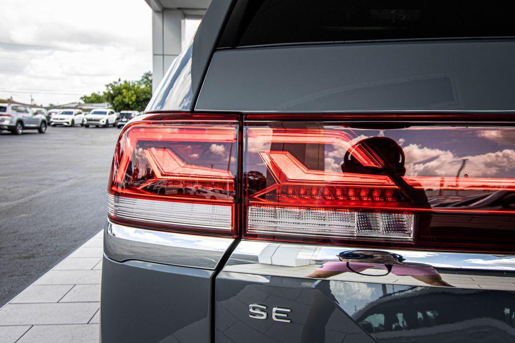 new 2026 Volkswagen Atlas car, priced at $43,828