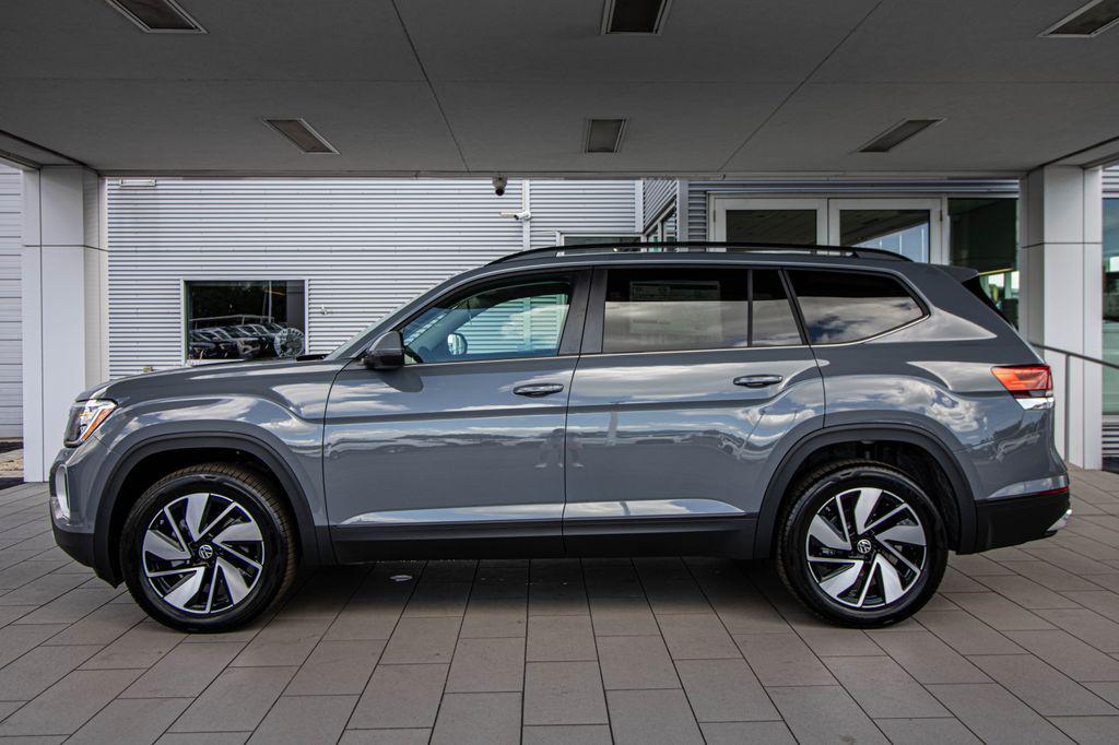 new 2026 Volkswagen Atlas car, priced at $43,828