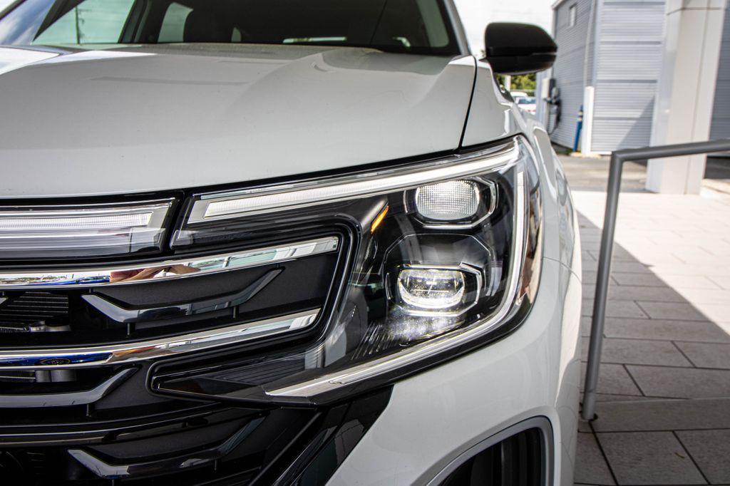 new 2026 Volkswagen Atlas car, priced at $46,232