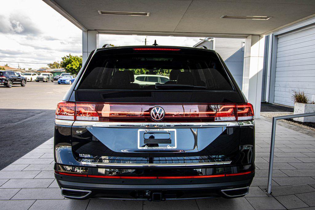 new 2026 Volkswagen Atlas car, priced at $43,200