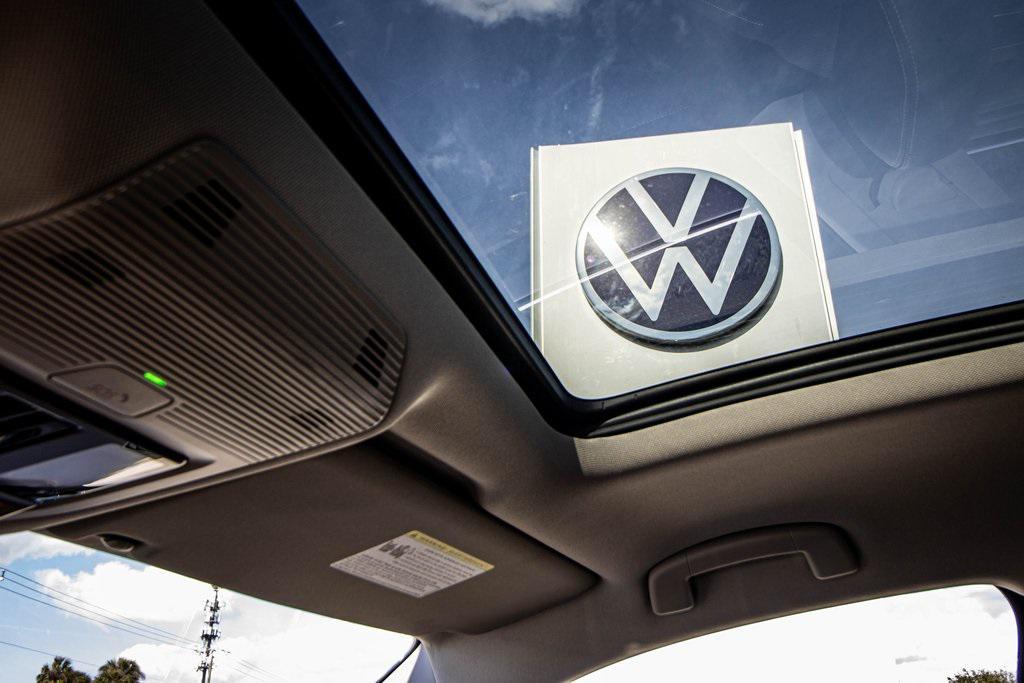 new 2026 Volkswagen Atlas car, priced at $43,200