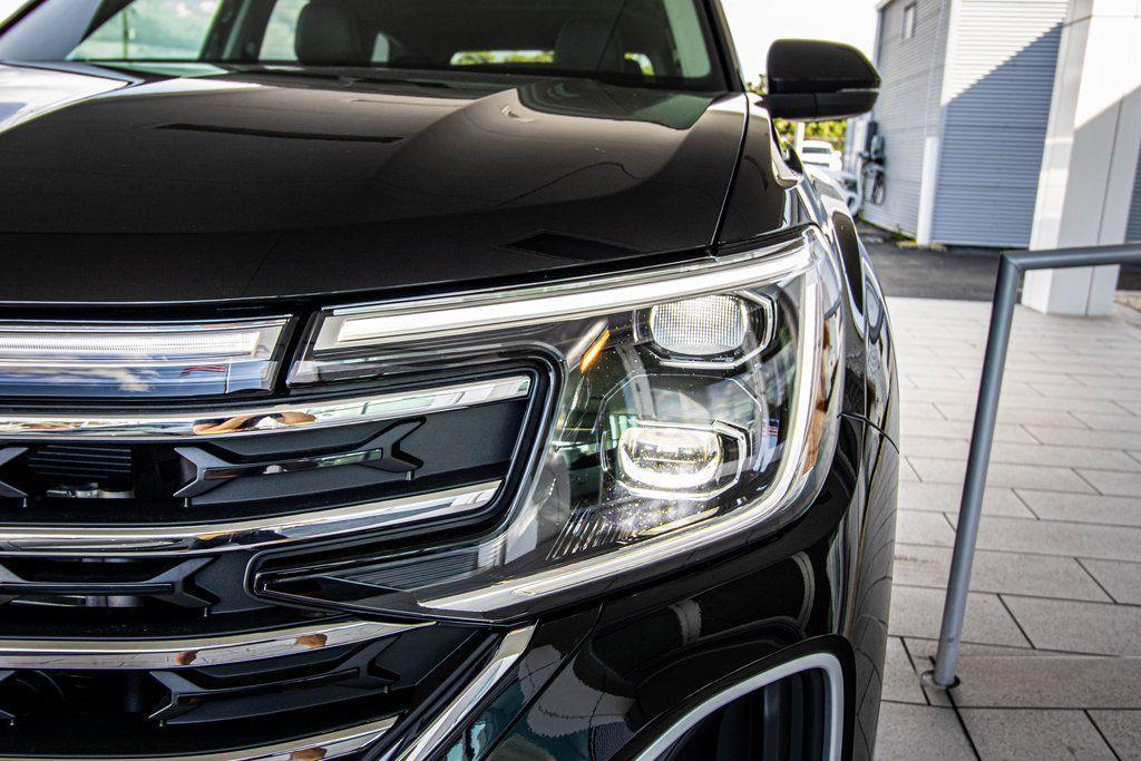 new 2026 Volkswagen Atlas car, priced at $43,200