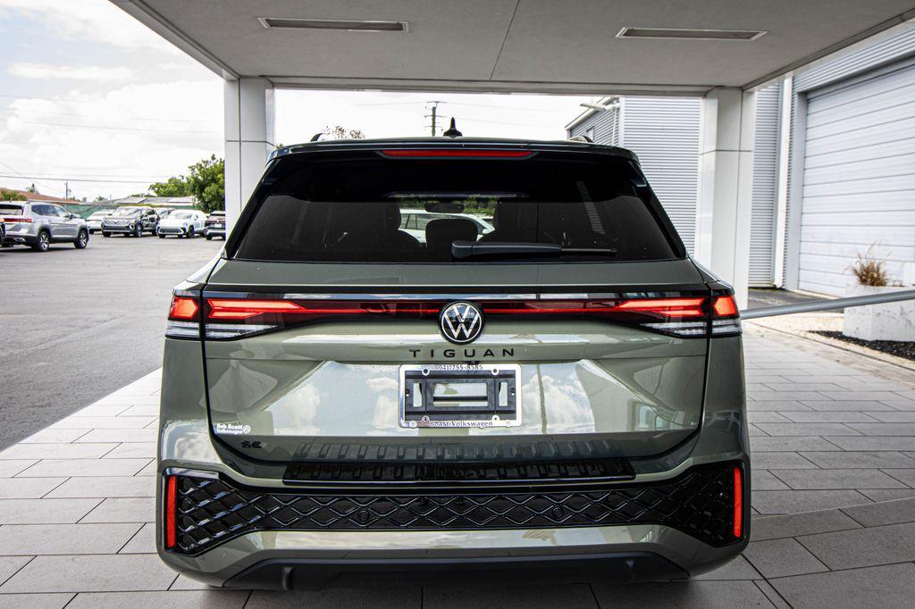 new 2026 Volkswagen Tiguan car, priced at $38,305