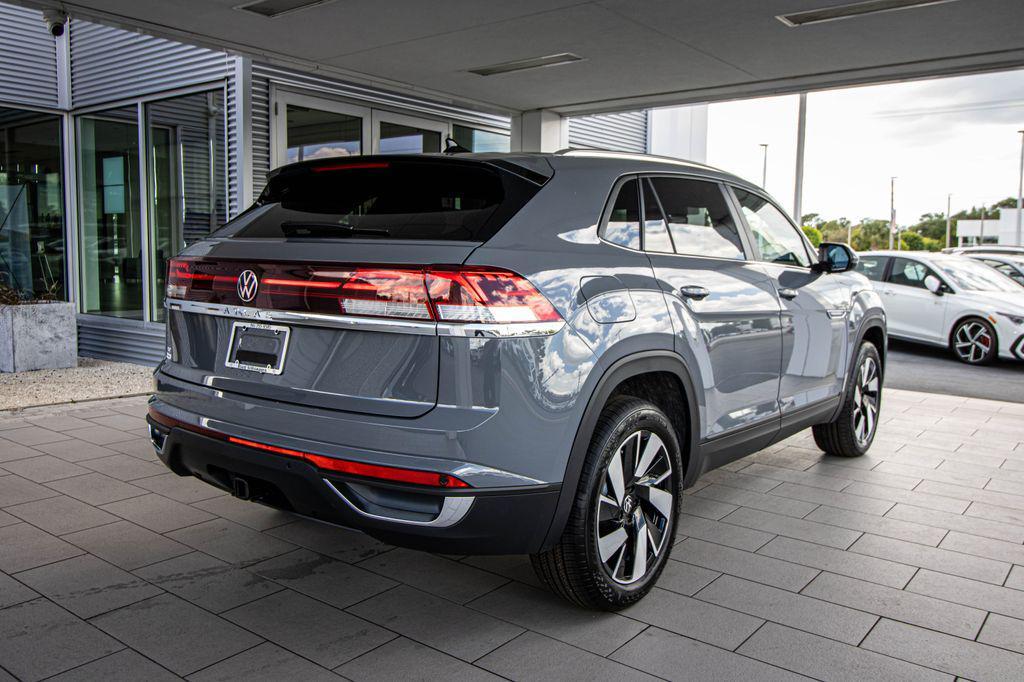 new 2026 Volkswagen Atlas Cross Sport car, priced at $41,561