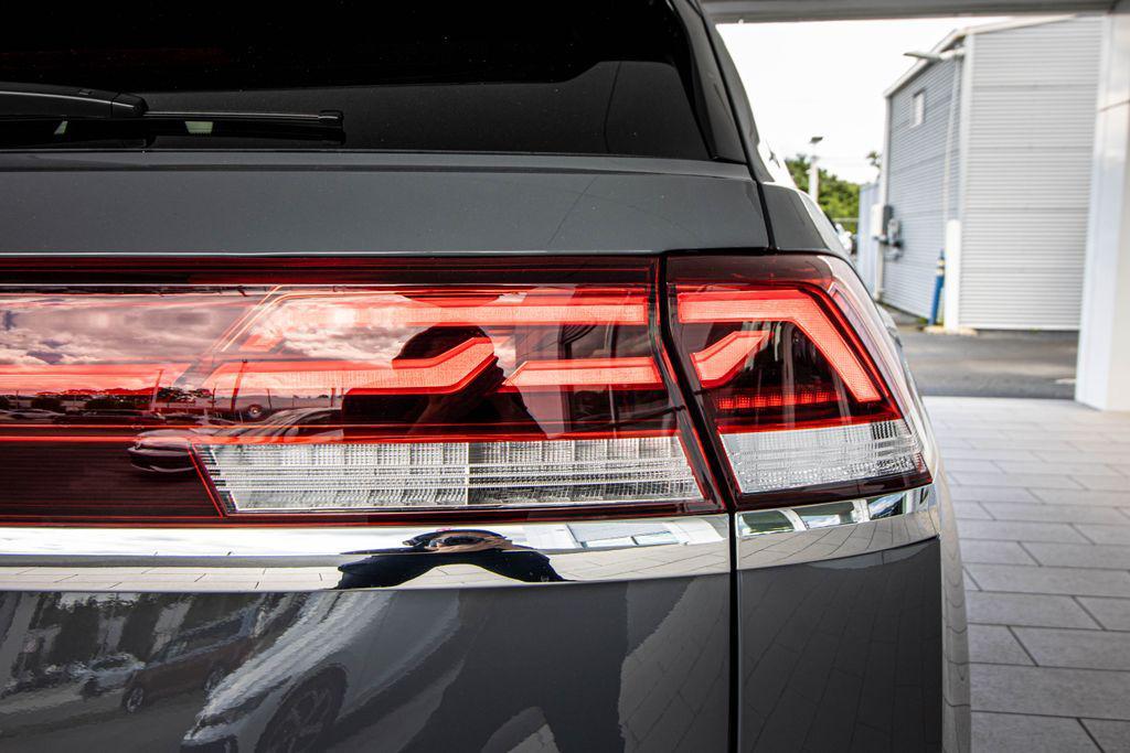 new 2026 Volkswagen Atlas Cross Sport car, priced at $41,561