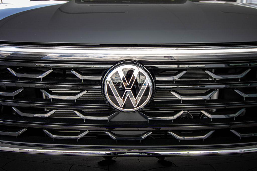 new 2026 Volkswagen Atlas Cross Sport car, priced at $41,561