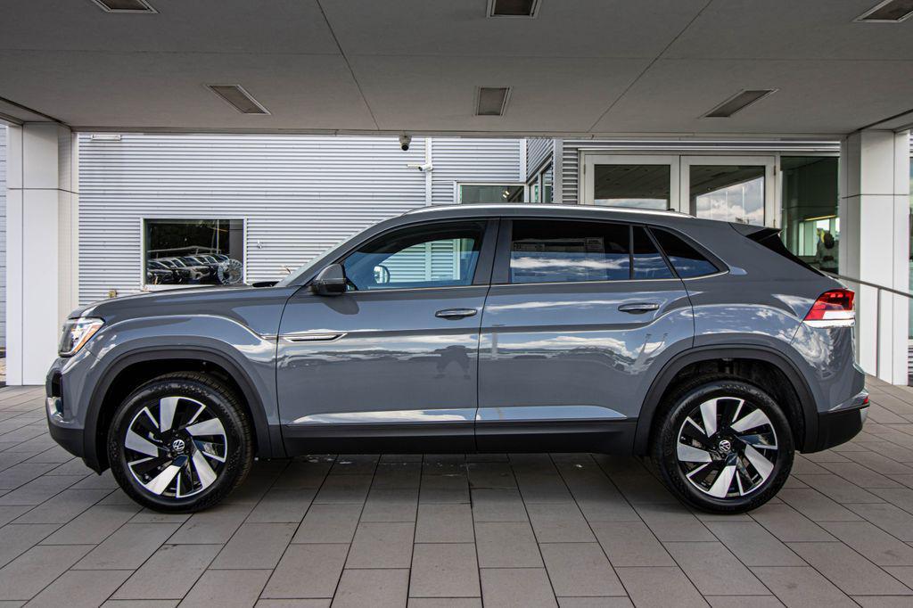 new 2026 Volkswagen Atlas Cross Sport car, priced at $41,561