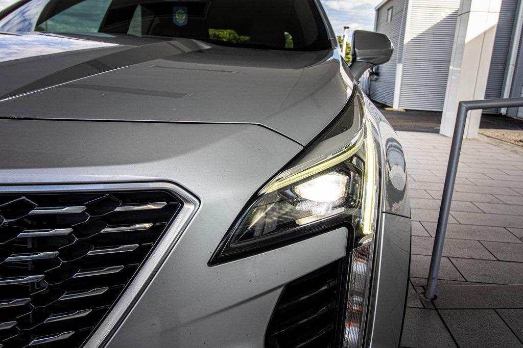 used 2019 Cadillac XT4 car, priced at $18,700
