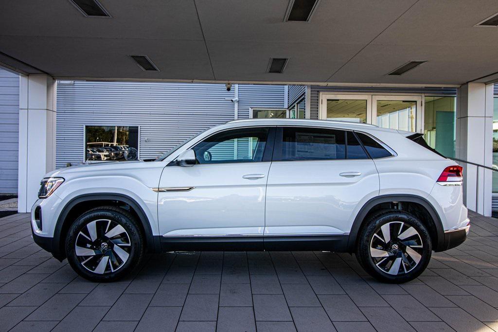 new 2026 Volkswagen Atlas Cross Sport car, priced at $47,417