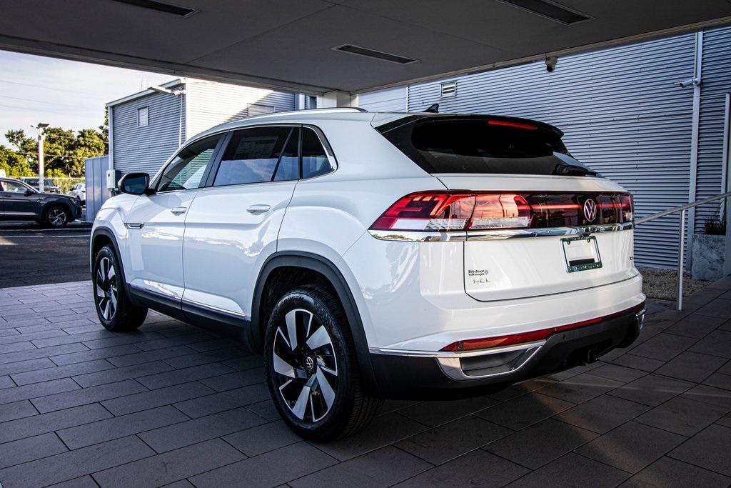 new 2026 Volkswagen Atlas Cross Sport car, priced at $47,417