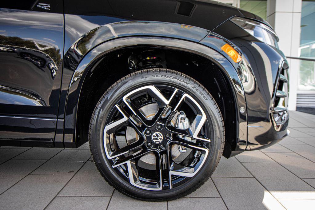 new 2026 Volkswagen Tiguan car, priced at $43,641
