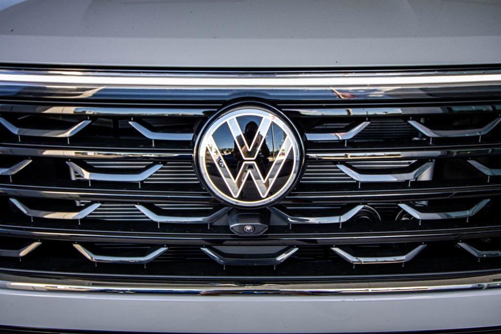 new 2026 Volkswagen Atlas Cross Sport car, priced at $52,261