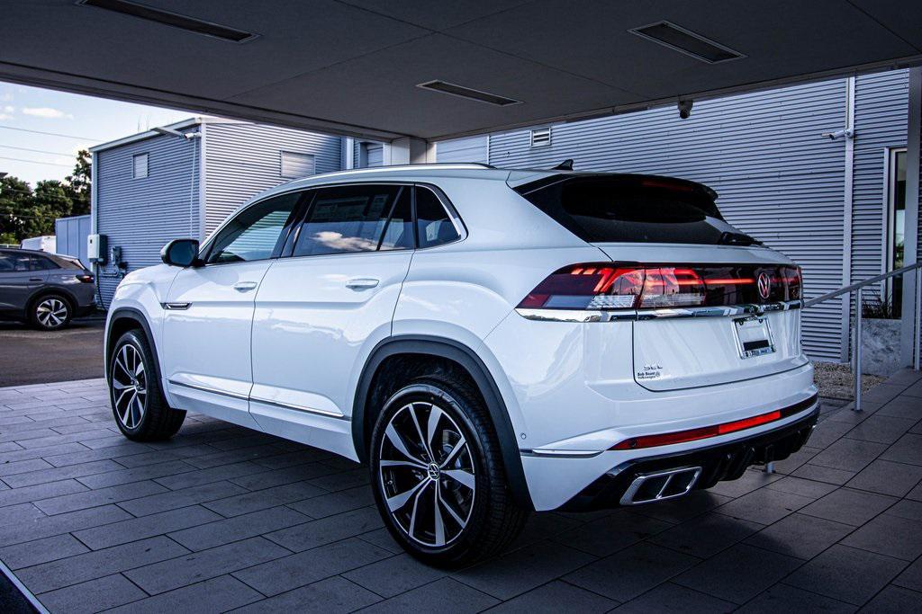 new 2026 Volkswagen Atlas Cross Sport car, priced at $52,261