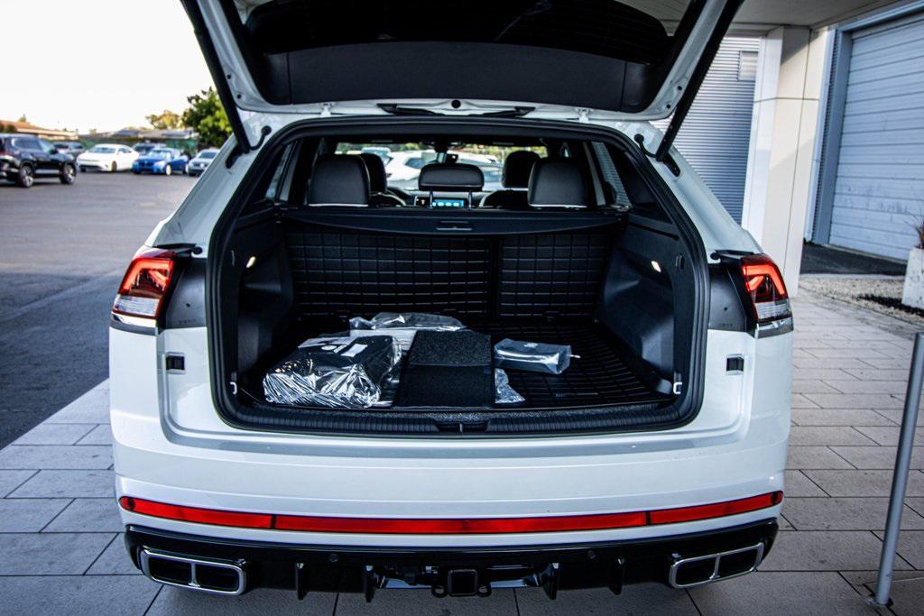 new 2026 Volkswagen Atlas Cross Sport car, priced at $52,261