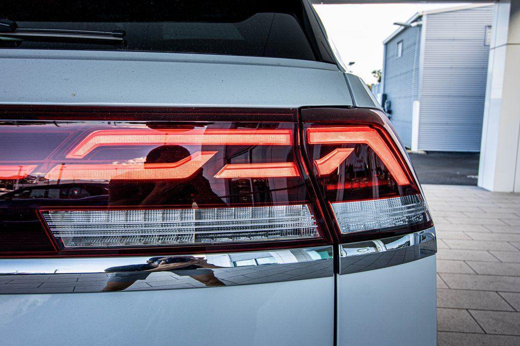 new 2026 Volkswagen Atlas Cross Sport car, priced at $51,261