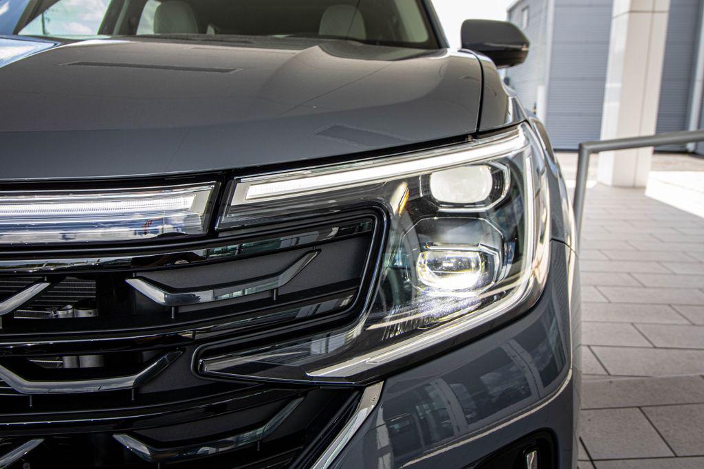 new 2026 Volkswagen Atlas car, priced at $53,162