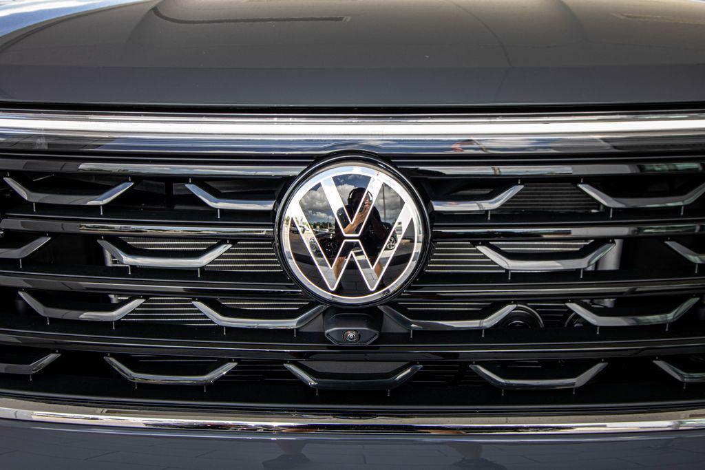 new 2026 Volkswagen Atlas car, priced at $53,162