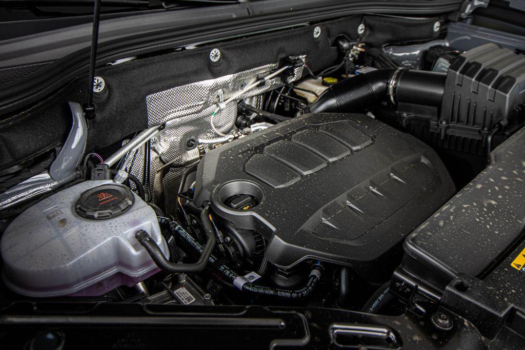 new 2026 Volkswagen Atlas Cross Sport car, priced at $42,288