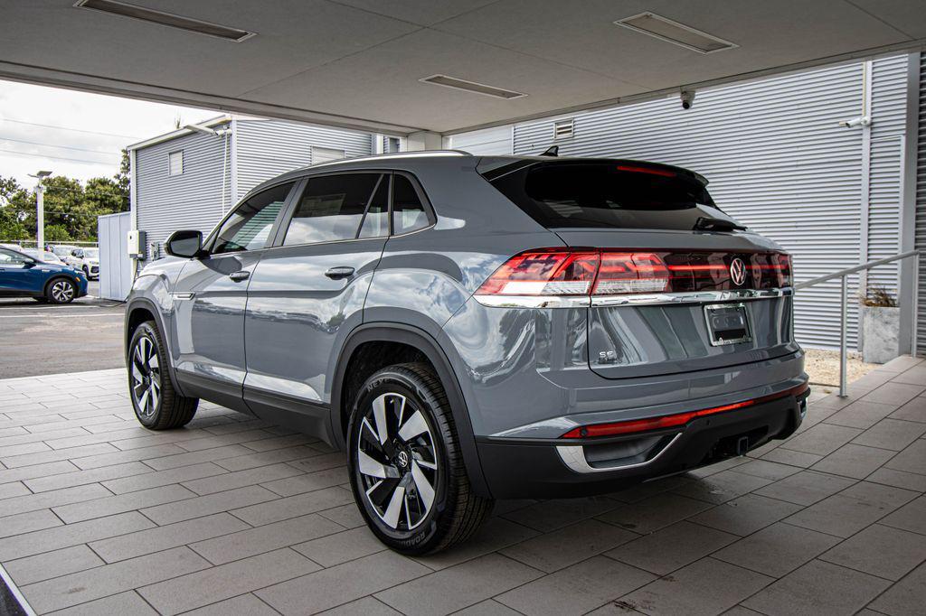 new 2026 Volkswagen Atlas Cross Sport car, priced at $42,288