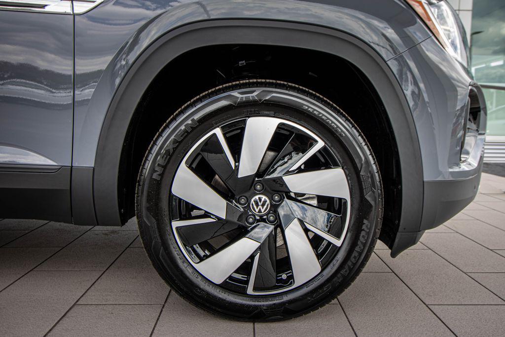 new 2026 Volkswagen Atlas Cross Sport car, priced at $42,288
