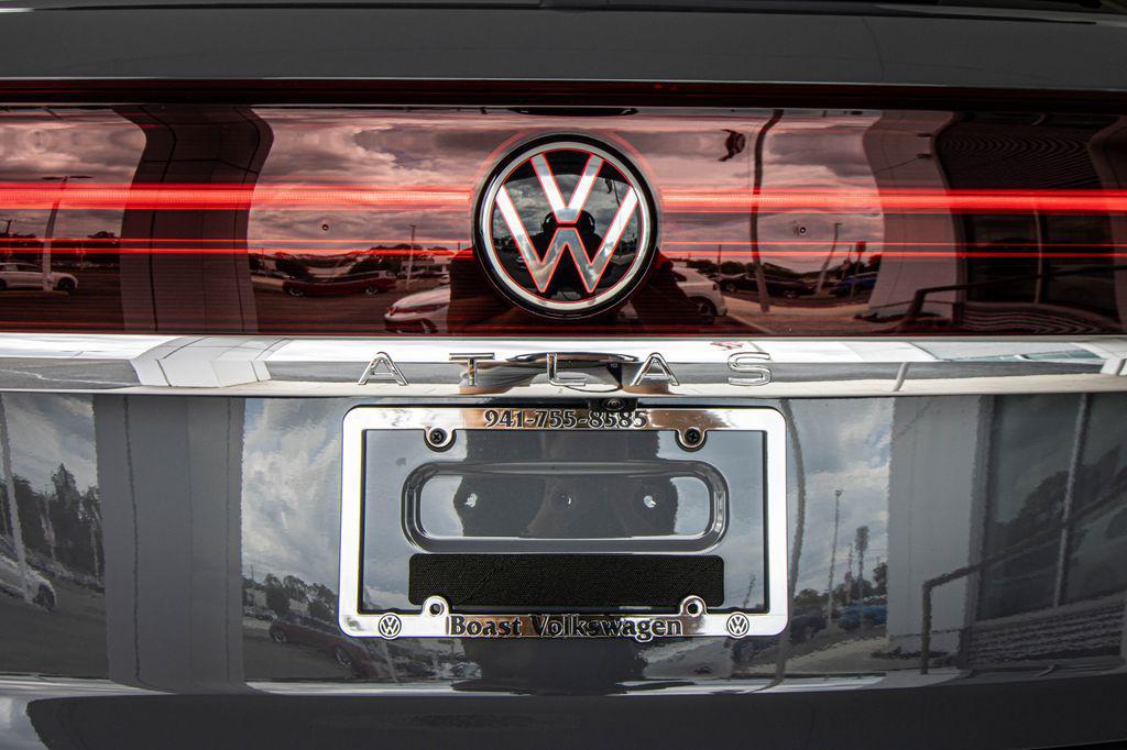 new 2026 Volkswagen Atlas Cross Sport car, priced at $42,288