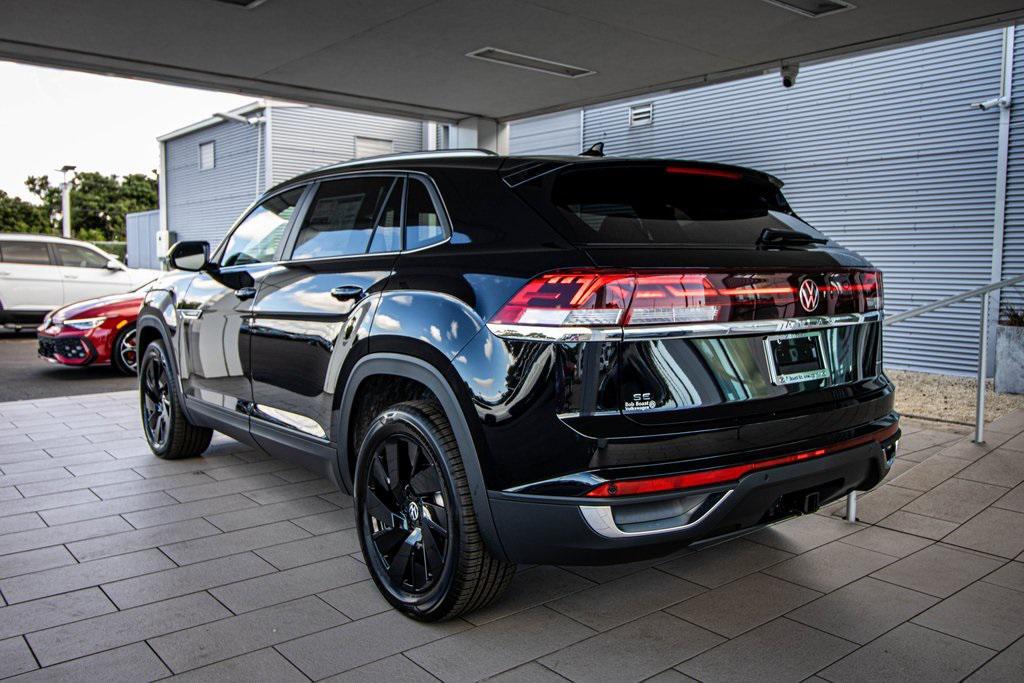 new 2026 Volkswagen Atlas Cross Sport car, priced at $44,406