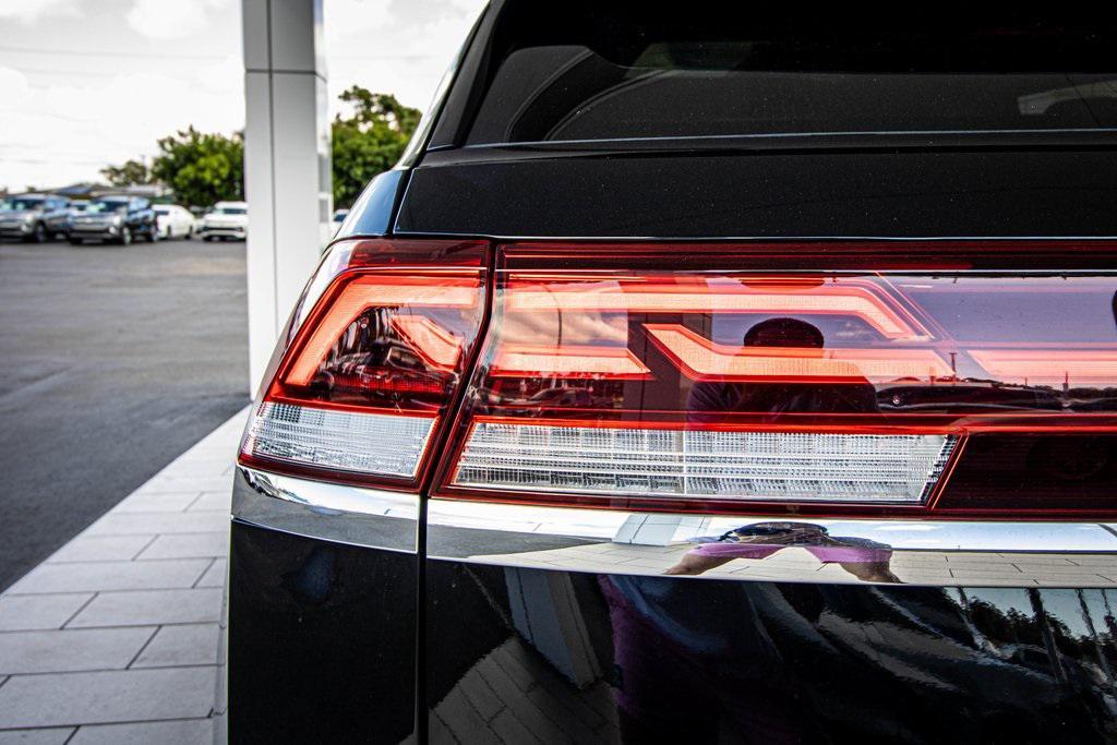 new 2026 Volkswagen Atlas Cross Sport car, priced at $44,406