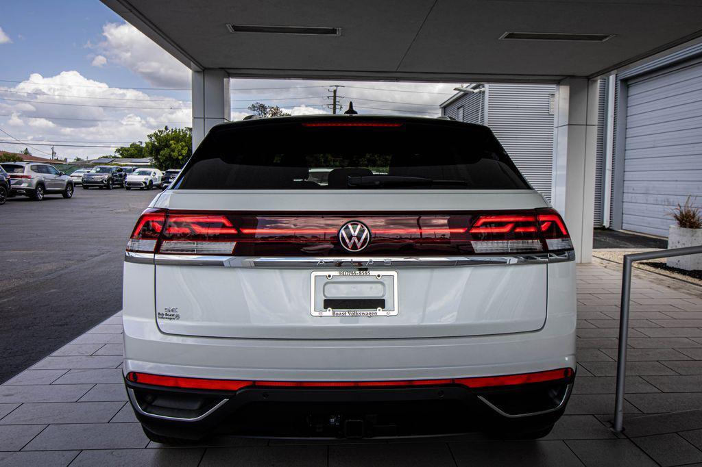 new 2026 Volkswagen Atlas Cross Sport car, priced at $42,007